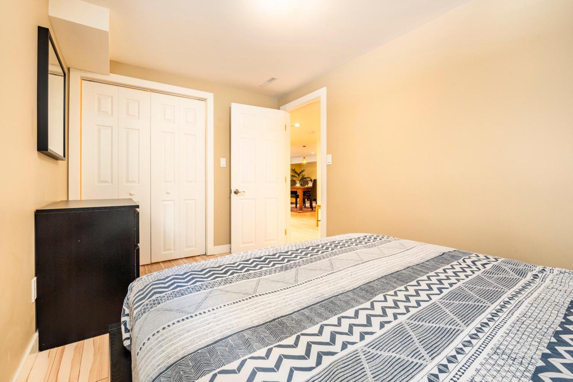 Cougar Street Mountain Apartment *